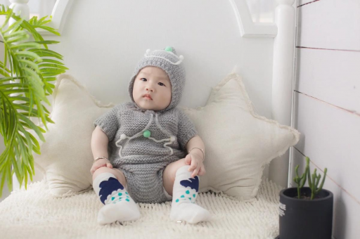 沈丘宝宝眼窝发青